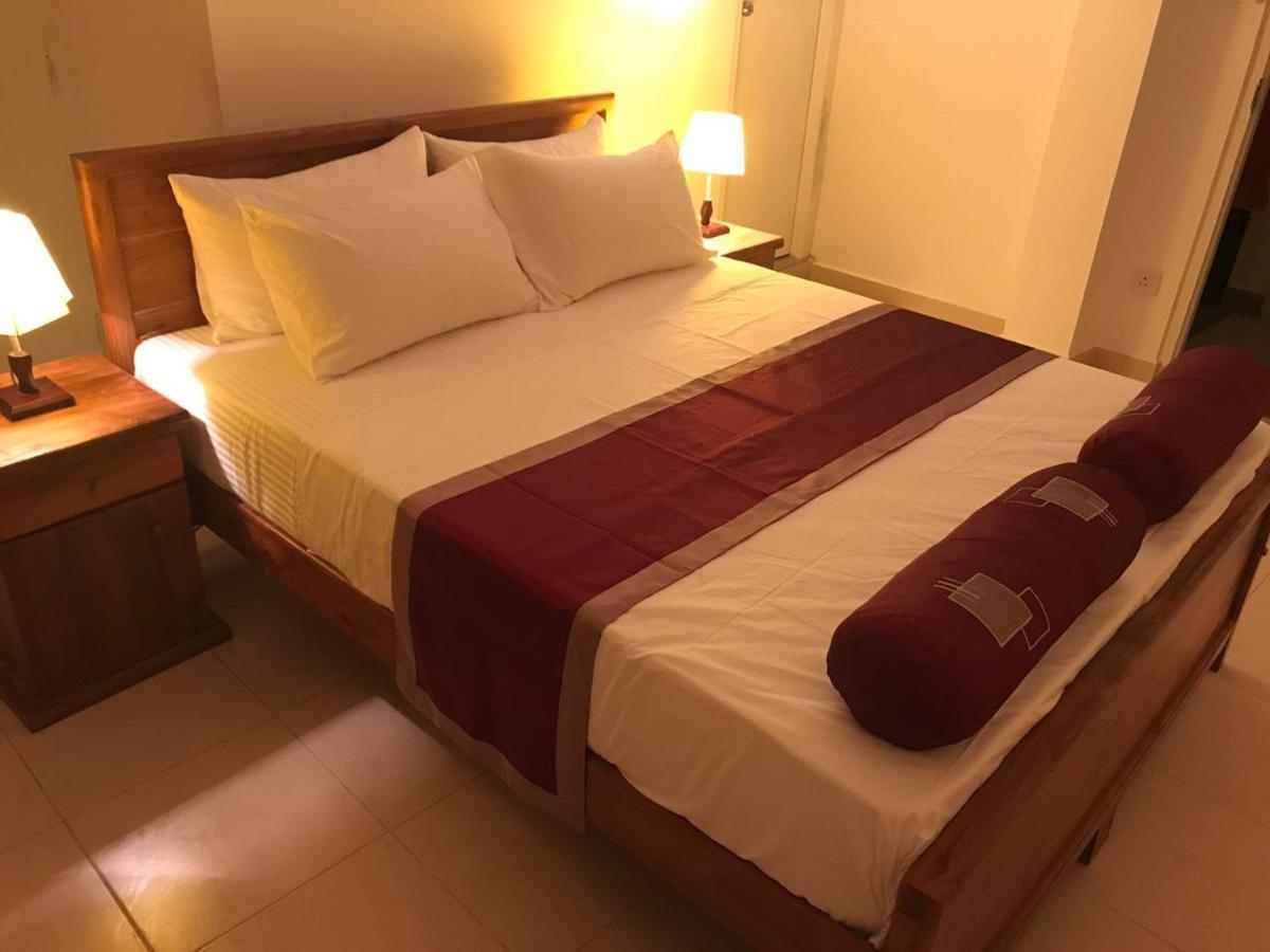 Ocean Pebbles Lejlighed Dehiwala-Mount Lavinia Eksteriør billede