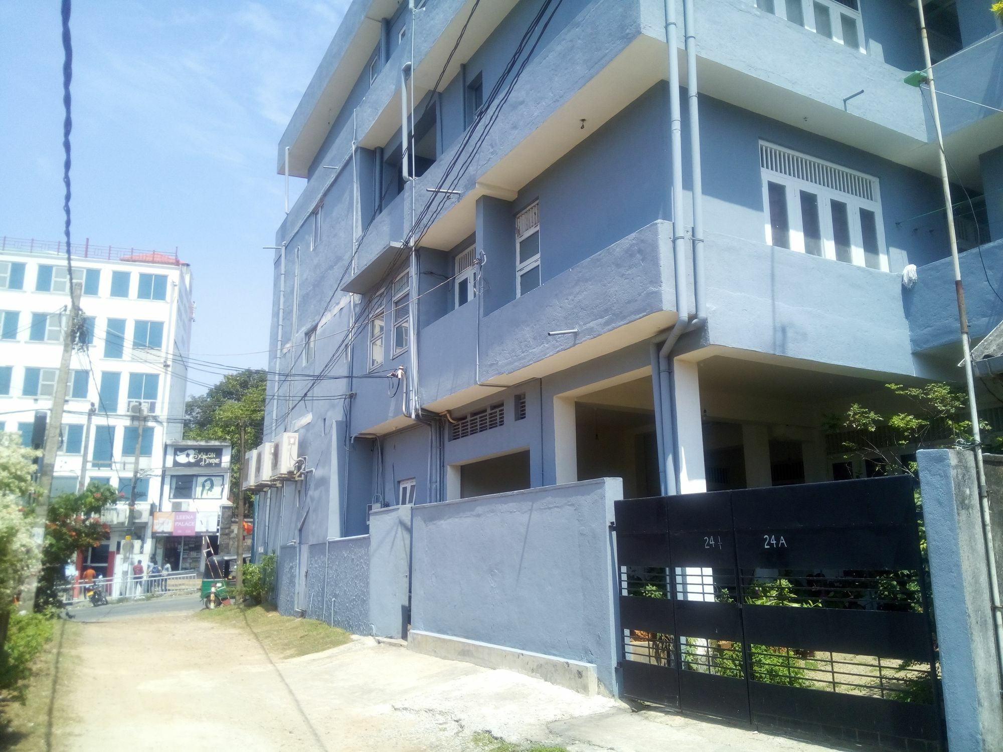 Ocean Pebbles Lejlighed Dehiwala-Mount Lavinia Eksteriør billede