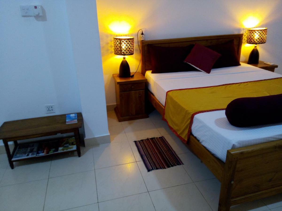 Ocean Pebbles Lejlighed Dehiwala-Mount Lavinia Eksteriør billede